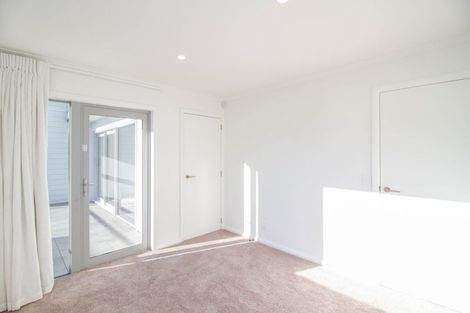 Photo of property in 3 Lucern Lane, Petone, Lower Hutt, 5012