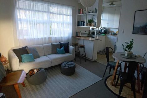 Photo of property in 5 Harbour Street, Moturoa, New Plymouth, 4310