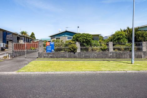Photo of property in 40 High Street East, Waitara, 4320