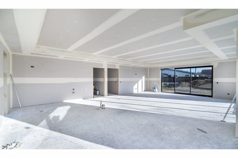 Photo of property in 8 Barker Place, Waikiwi, Invercargill, 9810