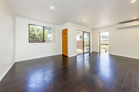 Photo of property in 1/149 Te Irirangi Drive, Flat Bush, Auckland, 2019