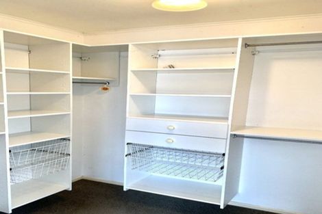 Photo of property in 13 Glenshee Place, Highland Park, Auckland, 2010