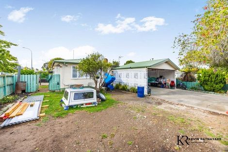 Photo of property in 1/2 Barrie Avenue, Papatoetoe, Auckland, 2025