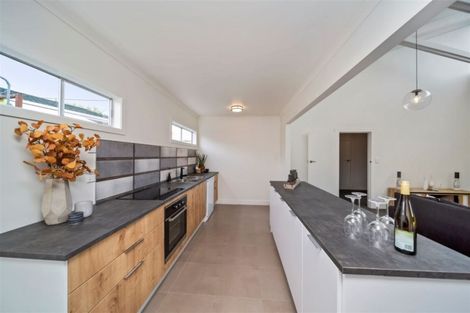 Photo of property in 65 Dixon Avenue, Hawera, 4610