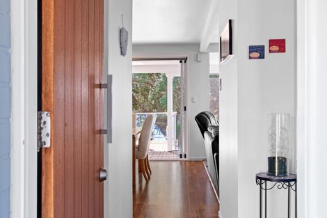 Photo of property in 40 Roretana Drive, Athenree, Katikati, 3177