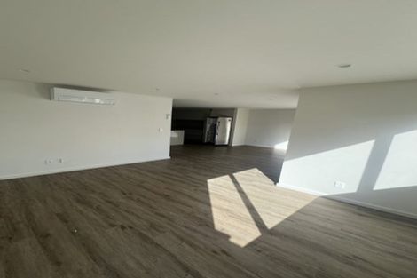 Photo of property in 3 Gunn Way, Hobsonville, Auckland, 0616