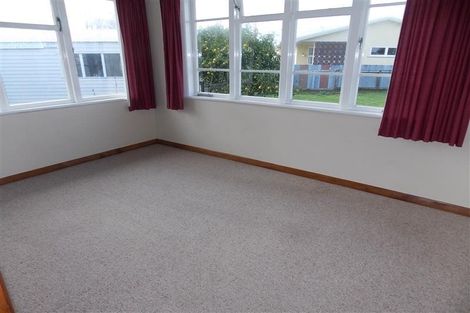 Photo of property in 36 Gloag Street, Waverley, 4510