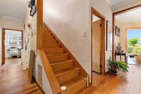 Photo of property in 25 Carey Street, Maeroa, Hamilton, 3200