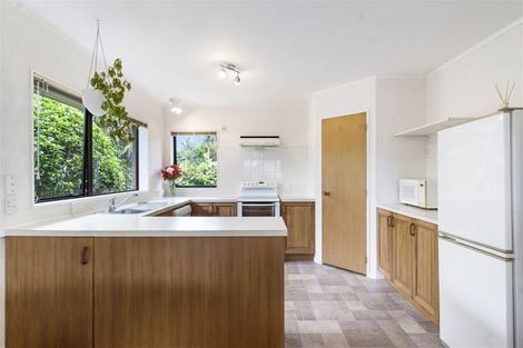 Photo of property in 2/146 Whitford Road, Somerville, Auckland, 2014