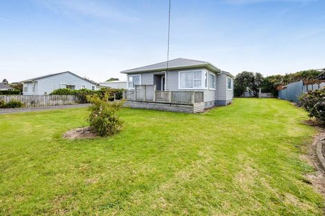 Photo of property in 55 Domett Street, Opunake, 4616