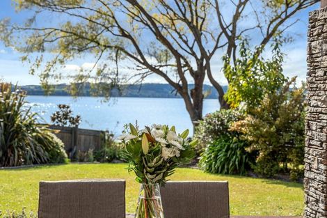 Photo of property in 52 Gemini Place, Kawaha Point, Rotorua, 3010