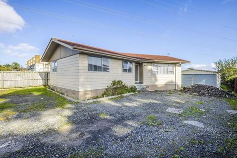 Photo of property in 29 Othello Drive, Clover Park, Auckland, 2023