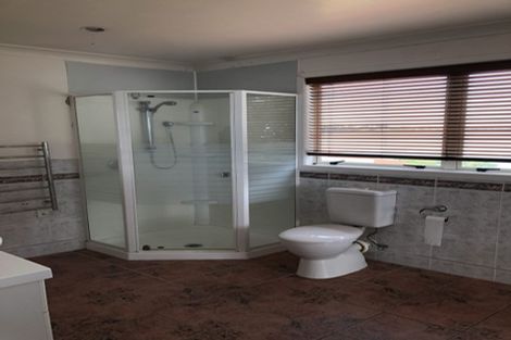 Photo of property in 27a St Annes Crescent, Wattle Downs, Auckland, 2103