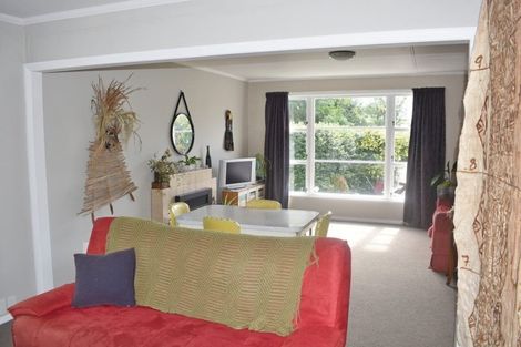 Photo of property in 75 Victoria Street, Carterton, 5713