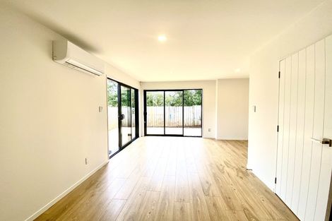 Photo of property in 1/20 Peach Road, Glenfield, Auckland, 0629