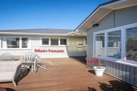 Photo of property in 84a Triangle Road, Massey, Auckland, 0614