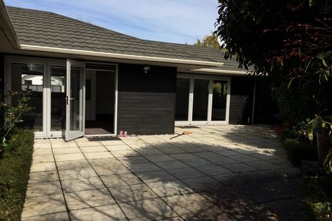 Photo of property in 2/56 Wroxton Terrace, Merivale, Christchurch, 8014