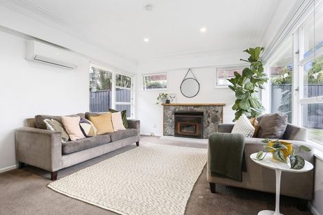 Photo of property in 18 Hilling Street, Titirangi, Auckland, 0604