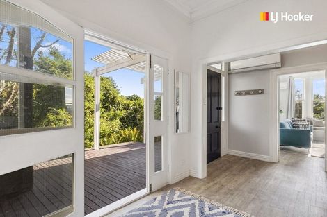 Photo of property in 52 Sutherland Street, Dunedin Central, Dunedin, 9016