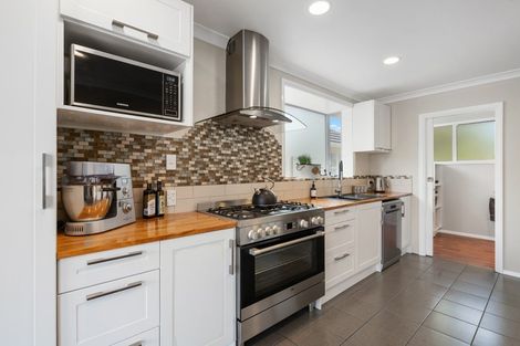 Photo of property in 46 Sheridan Crescent, Trentham, Upper Hutt, 5018