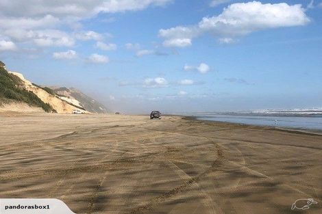 Photo of property in 6 Tua Tua Place, Baylys Beach, Dargaville, 0377