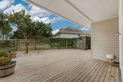 Photo of property in 5 Tui Crescent, Manurewa, Auckland, 2102