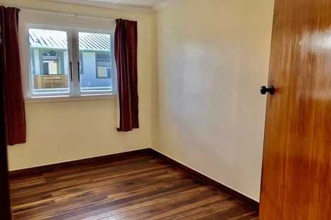 Photo of property in 2 Liddell Street, Foxton, 4814