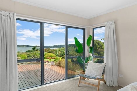 Photo of property in 4 Sunset Parade, Parua Bay, Whangarei, 0174