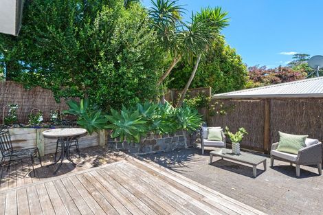 Photo of property in 2/87 Clovelly Road, Bucklands Beach, Auckland, 2012