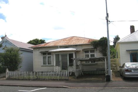 Photo of property in 23 Anne Street, Devonport, Auckland, 0624