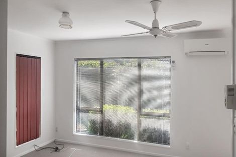 Photo of property in 10b Sharivari Place, Conifer Grove, Takanini, 2112