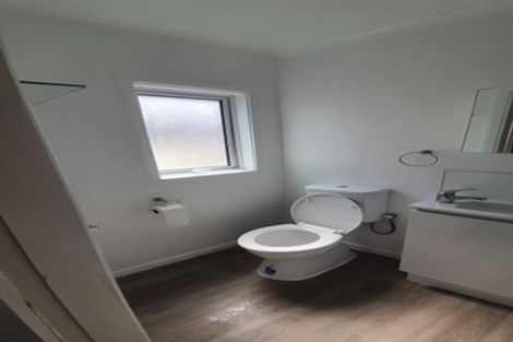 Photo of property in 68 Broderick Road, Johnsonville, Wellington, 6037