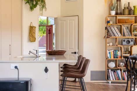 Photo of property in 196 Tutere Street, Waikanae Beach, Waikanae, 5036