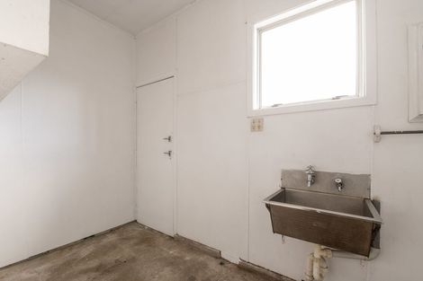 Photo of property in 33b Kawaha Point Road, Fairy Springs, Rotorua, 3015