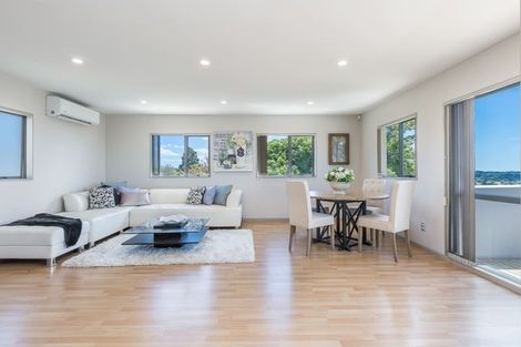 Photo of property in 11a Marlborough Avenue, Glenfield, Auckland, 0629