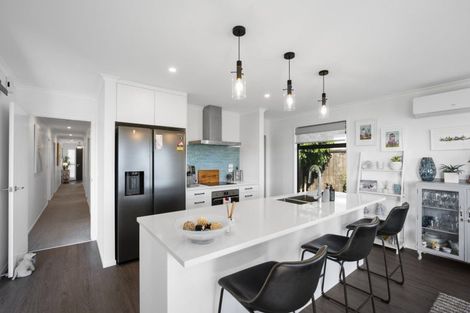 Photo of property in 31 Ridge Drive, Omokoroa, 3114