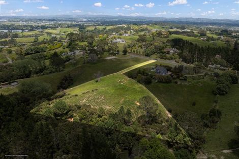 Photo of property in 679 Ridge Road, Riverhead, 0793