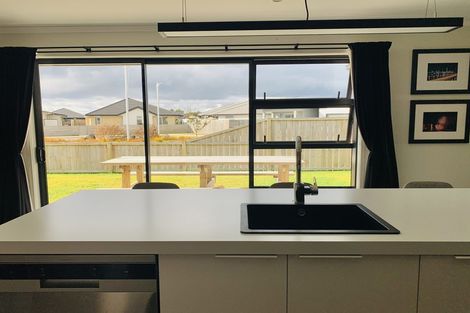 Photo of property in 6 Coolgardie Close, Papamoa, 3118