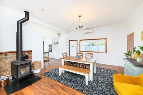 Photo of property in 23 Frederick Street, Terrace End, Palmerston North, 4410