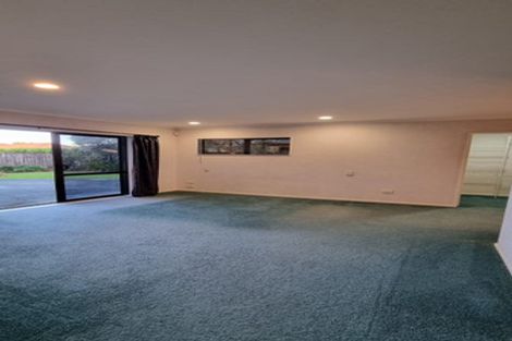 Photo of property in 174 Kilkenny Drive, East Tamaki Heights, Auckland, 2016