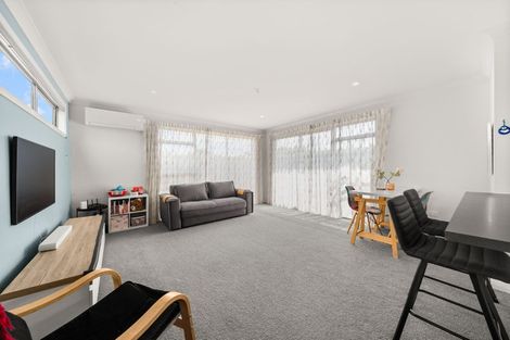 Photo of property in 22 Tuscan Lane, Martinborough, 5711