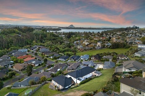 Photo of property in 101 Oteki Park Drive, Welcome Bay, Tauranga, 3112