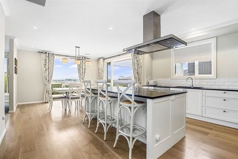 Photo of property in 21 Longbow Terrace, Flagstaff, Hamilton, 3210