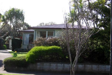 Photo of property in 132 Buick Crescent, Awapuni, Palmerston North, 4412