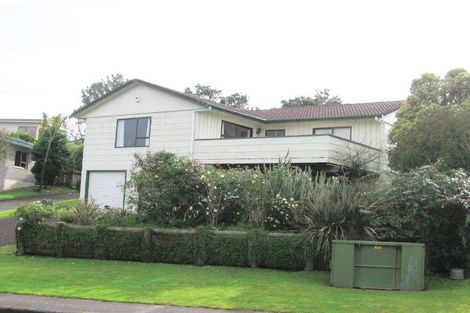 Photo of property in 20 Amorino Drive, Red Beach, 0932