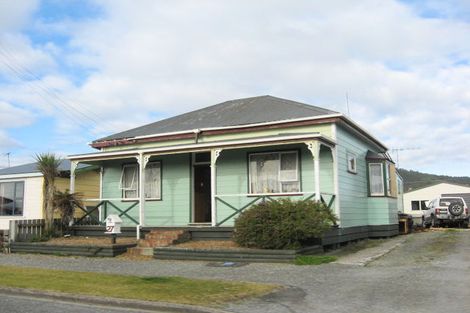Photo of property in 27 Blake Street, Blaketown, Greymouth, 7805