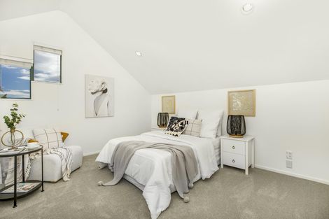 Photo of property in 82 Glenross Drive, Wattle Downs, Auckland, 2103