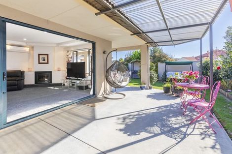 Photo of property in 8 Park Lane, Greenmeadows, Napier, 4112