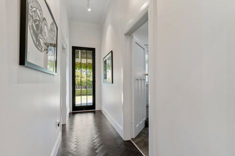 Photo of property in 63 Dublin Street, Martinborough, 5711