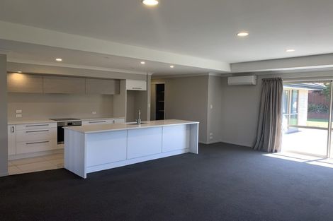 Photo of property in 16 Rossall Crescent, Rolleston, 7615